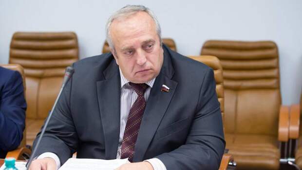Клинцевич рассказал о намерении США подтолкнуть Украину к эскалации конфликта в Донбассе