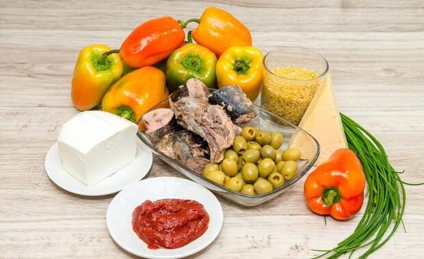 Фаршированный перец тунцом и помидорами. \ Фото: diets.ru. Фаршированный перец тунцом и помидорами. \ Фото: diets.ru.