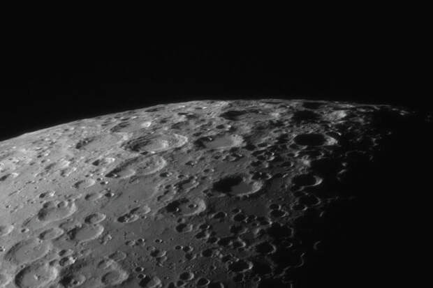 Роскосмос опубликовал сделанные телескопом Celestron 9.25 детальные фото Луны