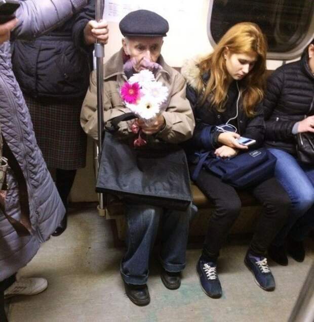 Петербургское метро. Очень мило!