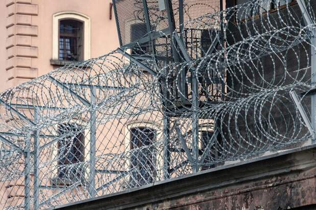 Консулы США продолжают добиваться доступа к задержанному во Владивостоке американцу