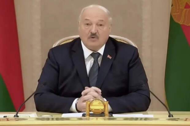 Лукашенко объявил 2026-й Годом белорусской женщины