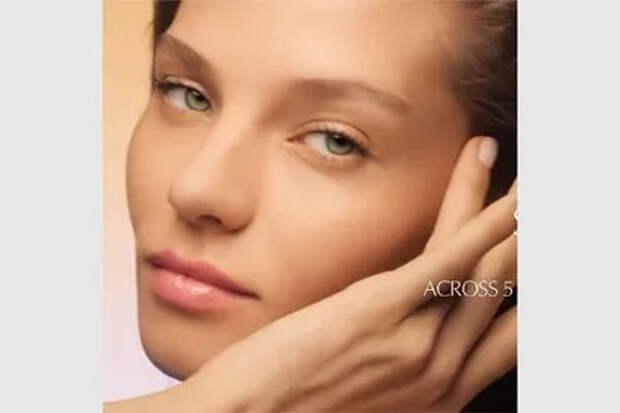 Алеся Кафельникова впервые снялась в рекламе иностранного бренда