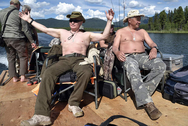 Как Путин очень больно ударил мировую элиту в коленную чашечку.