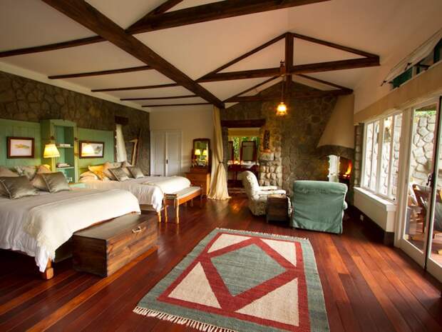 16-gibbs-farm-ngorongoro-tanzania