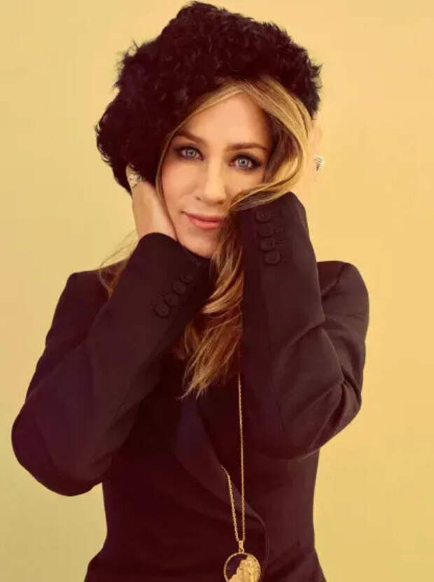 Дженнифер Энистон