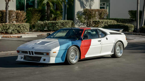 BMW M1 Пола Уокера продается за 500 тысяч долларов, машина появилась на одном из аукционов