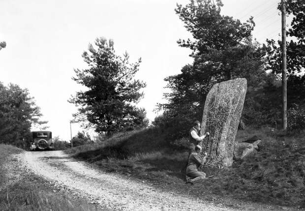 Впечатляющие рунные камни викингов, которыми усеяна Швеция рунные камни, швеция