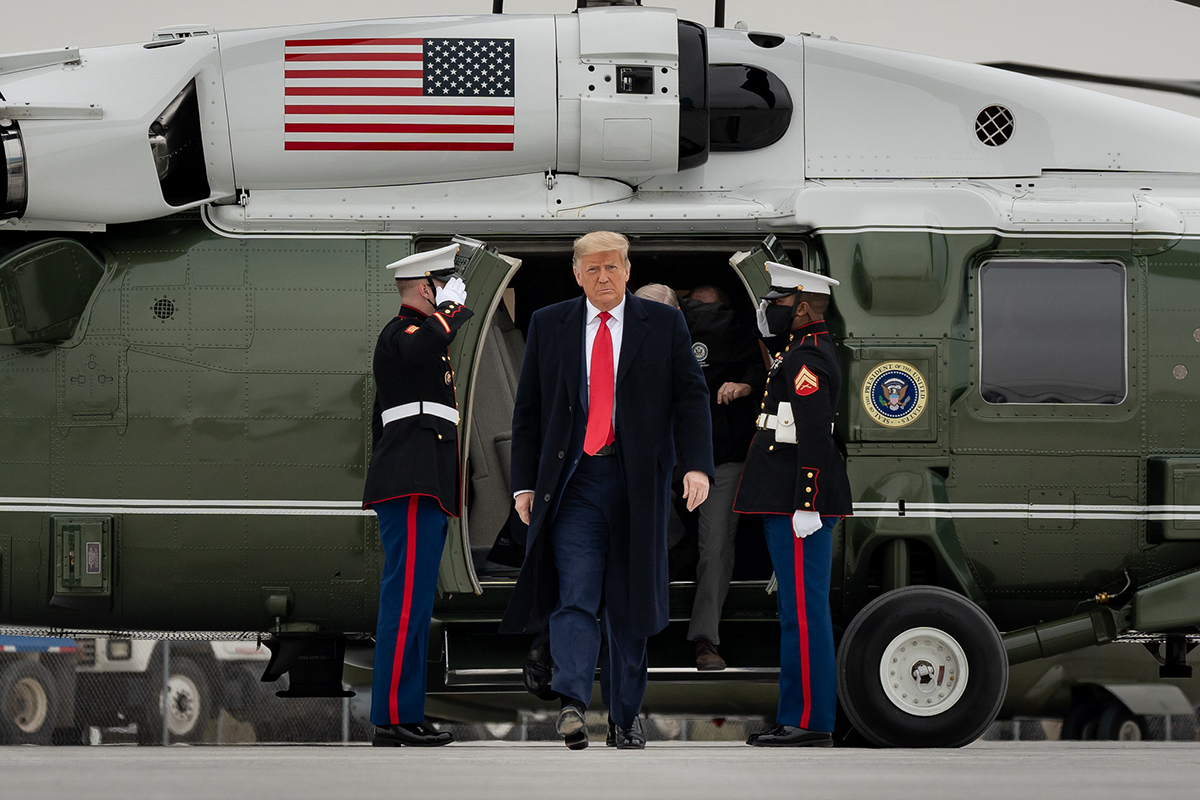 Экс-агент КГБ рассказал о вербовке Трампа 40 лет назад