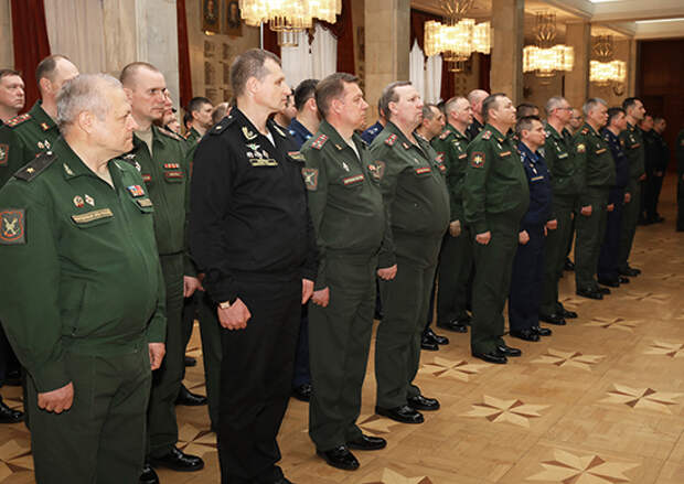 министерства и ведомства рф список. различных ведомств. форма сотрудников. федеральные службы и ведомства. специальная одежда железнодорожников.