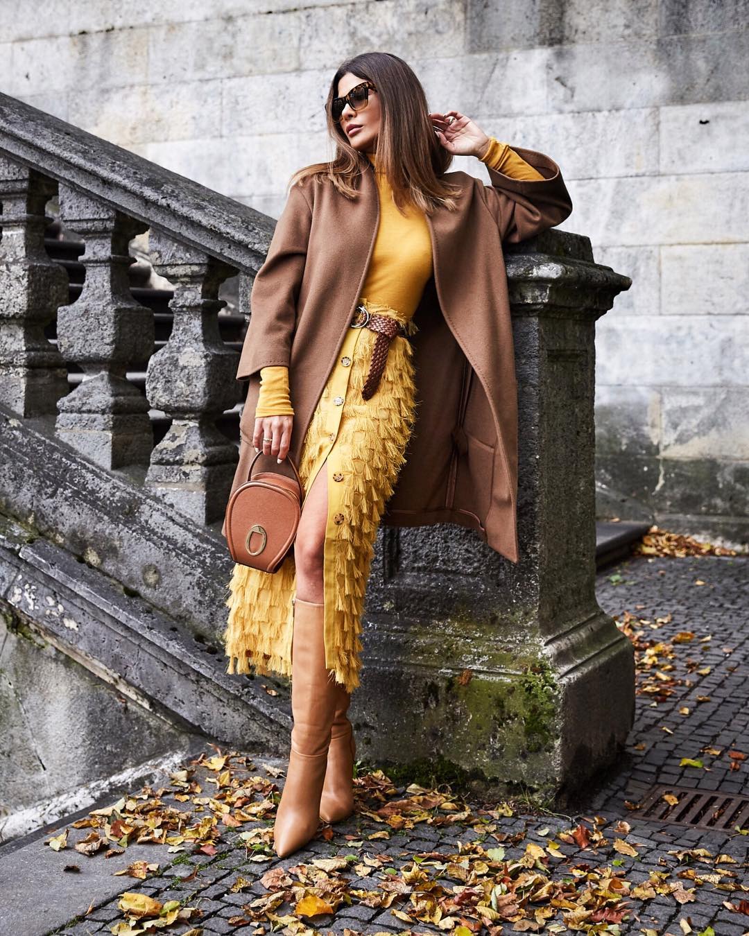 Ceylon Yellow (Цейлонский желтый) цвет зимы 2018-2019 года фото 4