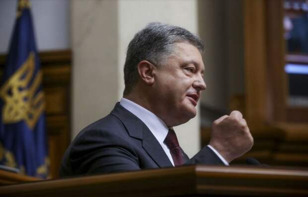 Их нравы: Охрана Порошенко пообещала прострелить ноги журналистам