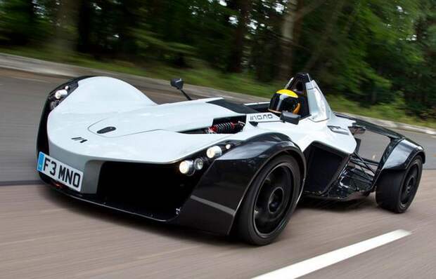 Автомобиль BAC Mono.