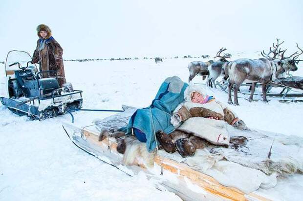 Мир льда и огня: фотограф отправилась на север России, чтобы увидеть жизнь ненцев