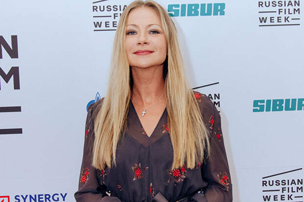 Мария Миронова впервые вышла в свет после рождения второго ребенка