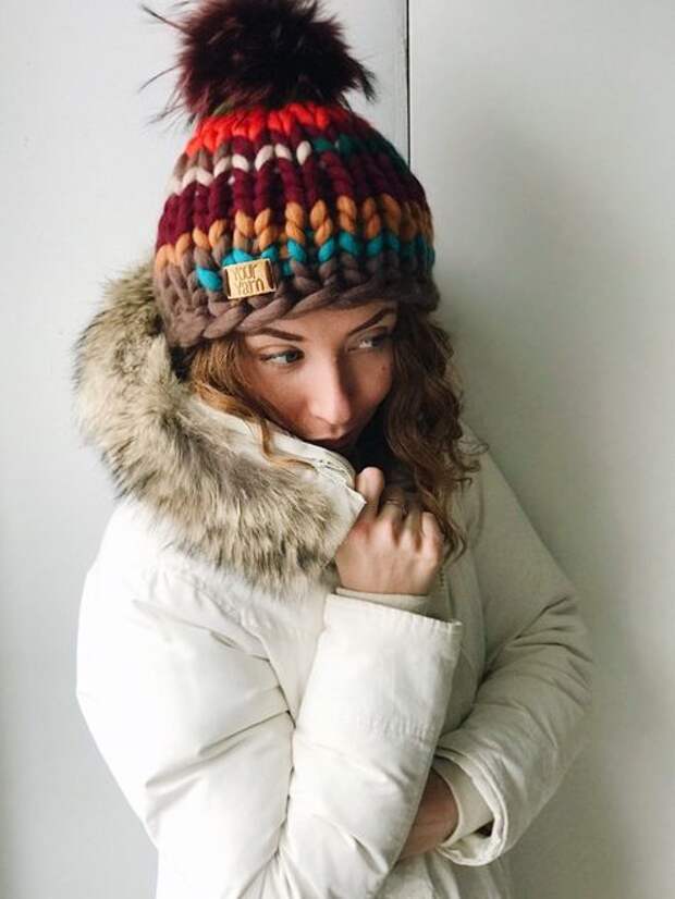 Тепло ли тебе девица:  отличные зимние вязаные шапки сезона 2021-2022