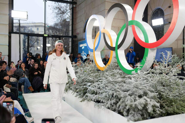 Черепа, психоделика и подошва Лубутена. Как выглядела самая стильная олимпийская форма всех времен