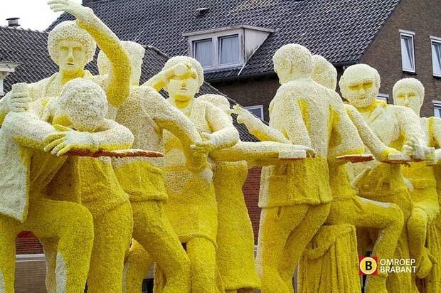 Невероятные цветочные скульптуры на параде Bloemencorso Zundert (3)