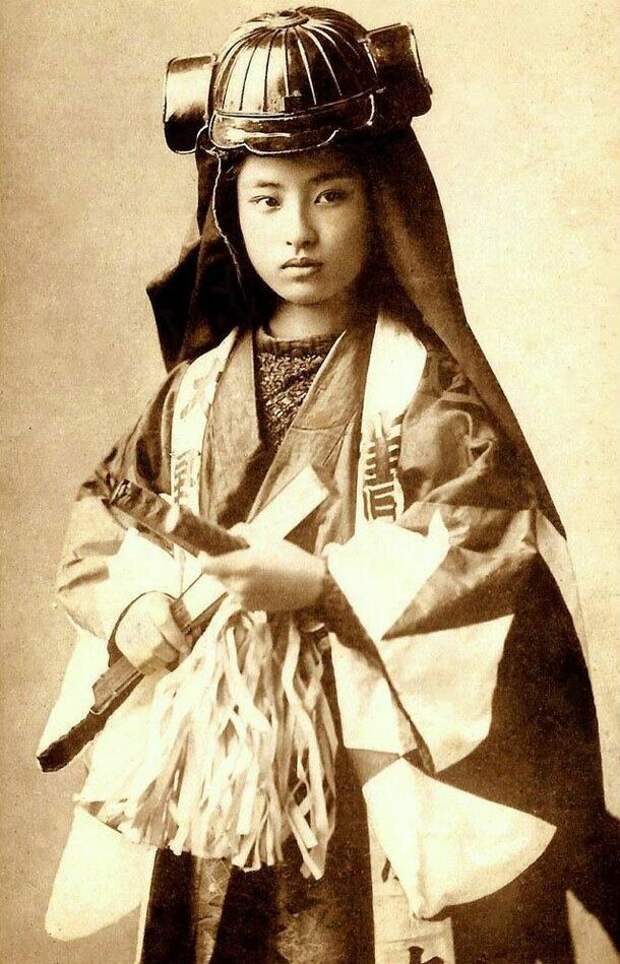 Накано Такэко: за что женщина-самурай стала легендой? | ИСТОРИЯ ...