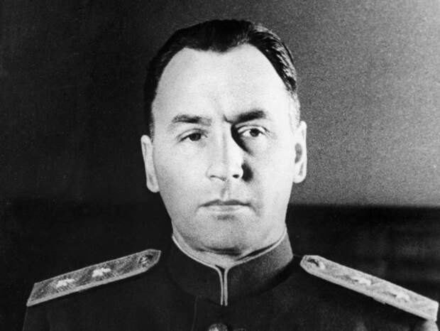 Он был единственным генералом, кто получил высший военный орден Советского Союза