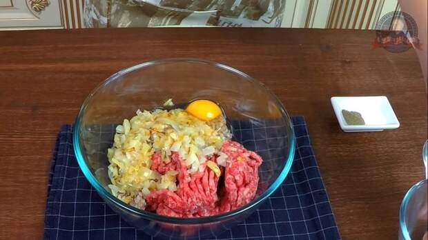 Котлеты из говяжьего фарша и гречки Еда, Котлеты, Кулинария, Рецепт, С дедом за обедом, Видео, Длиннопост, Видео рецепт