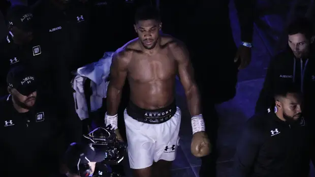 Джошуа отреагировал на информацию о том, что он готов отказаться от боя с Усиком