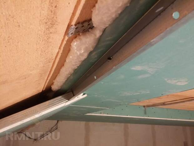 Потолок из гипсокартона своими руками. Монтаж основания для комбинированного потолка