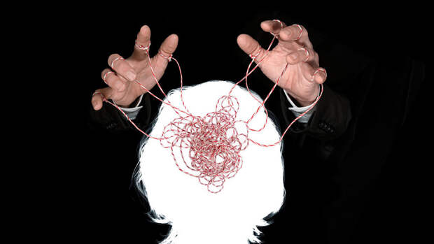 Образование оказалось слабой защитой от веры в теории заговора