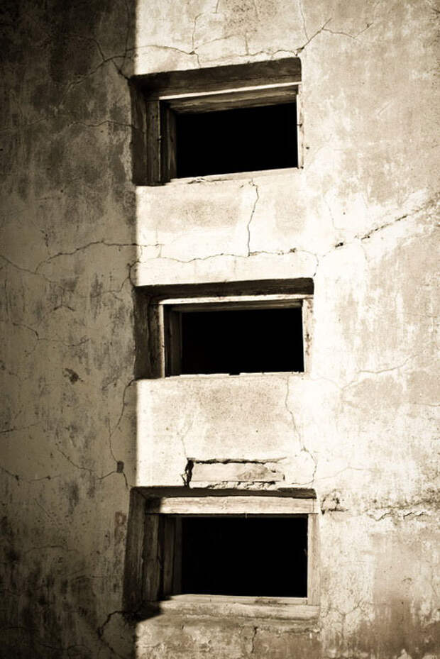 Заброшенная гидроэлектростанция