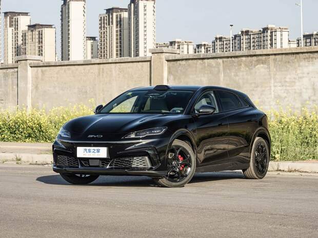 BYD обновила Seal 2026: 06 GT и универсал 06 DM‑i Touring — от 111 900 юаней (≈1,3 млн ₽)