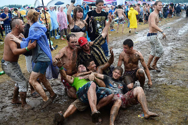 Никогда, никогда не валяйтесь в грязи! музыка, тусовка, фестиваль, худшая работа в мире