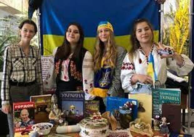 Раскрыты подробности о флаге Украины в РУДН - NEWS.ru — 01.03.23
