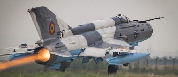 В соцсетях появился снимок необычного МиГ-21 румынских ВВС