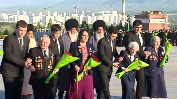 Мало их осталось 95-100 летних ветеранов в Туркмении, которые смогли приехать на Парад Победы 9 мая 2020 г. в Ашхабад