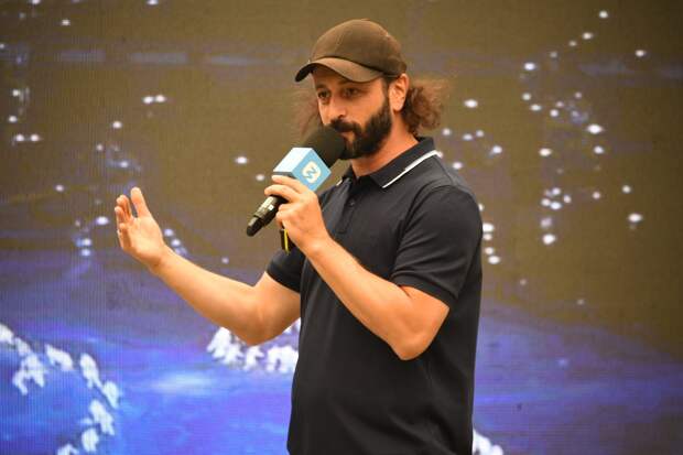 «Сделаем все, чтобы он вернулся на лед». Авербух — о Костомарове