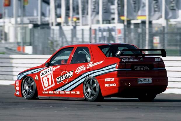 10 самых красивых Alfa Romeo авто, alfa romeo