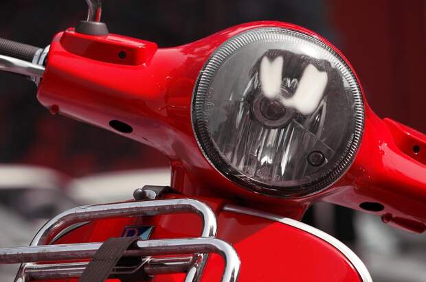 Vespa, Мотороллер, Транспортное Средство, Руль, Фара