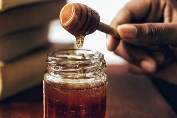 Как правильно выбрать мед и не попасться на подделку: ошибки, которые совершает каждый