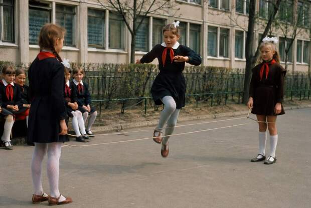 Ваша молодость прошла на советских улицах? Не подкачайте — ответьте на 8/8!