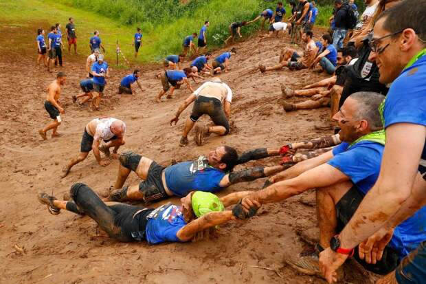 Ежегодная гонка по грязи Run Mud в Тель-Авиве