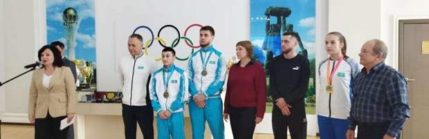 Карагандинских спортсменов поздравили с победой на международных состязаниях