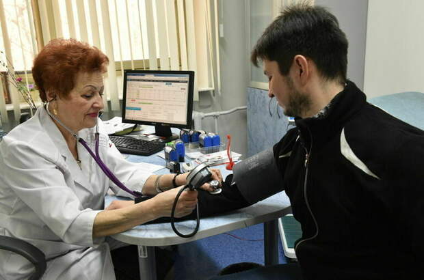 Россиянам хотят дополнительно помочь избежать инфаркта и инсульта