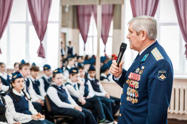 Нижегородские волонтёры Победы проводят «уроки мужества» в школах и вузах в канун годовщины вывода советских войск из Афганистана