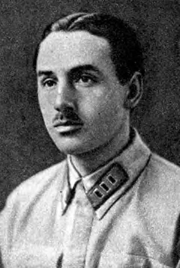 Он был единственным генералом, кто получил высший военный орден Советского Союза