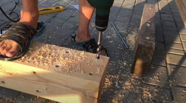 Просто и надежно: как сделать деревянный навес своими руками