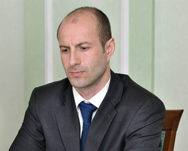 Рустэм Шаукатович, вам нужна охрана?