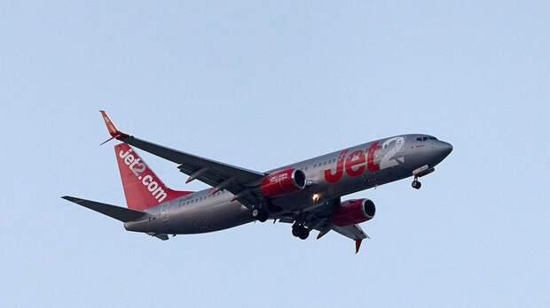 Авиакомпания Jet2 забыла в аэропорту 35 пассажиров на рейсе в Испанию