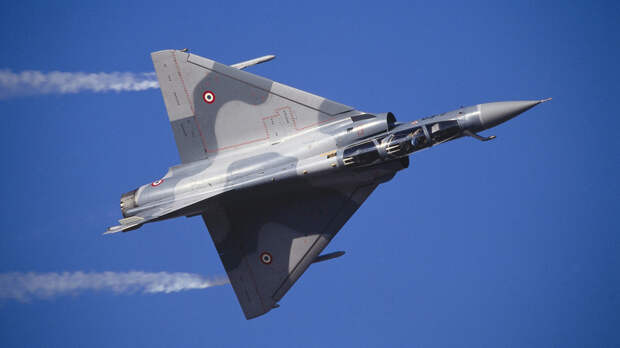 Макрон: Франция начинает подготовку украинских пилотов немедленно