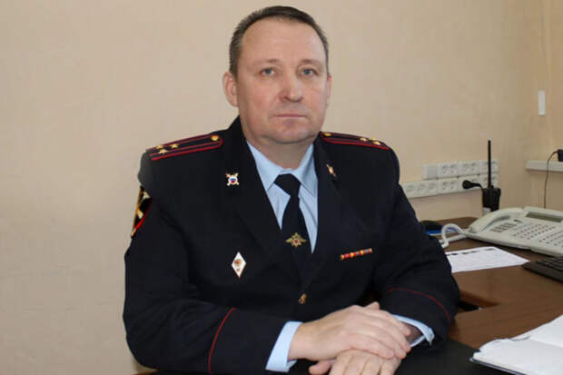 В Саратовской области ФСБ задержала начальника полиции по подозрению во взятке