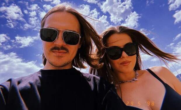 Солисты Little Big Илья Прусикин и Софья Таюрская опубликовали первое фото после подтверждения отношений